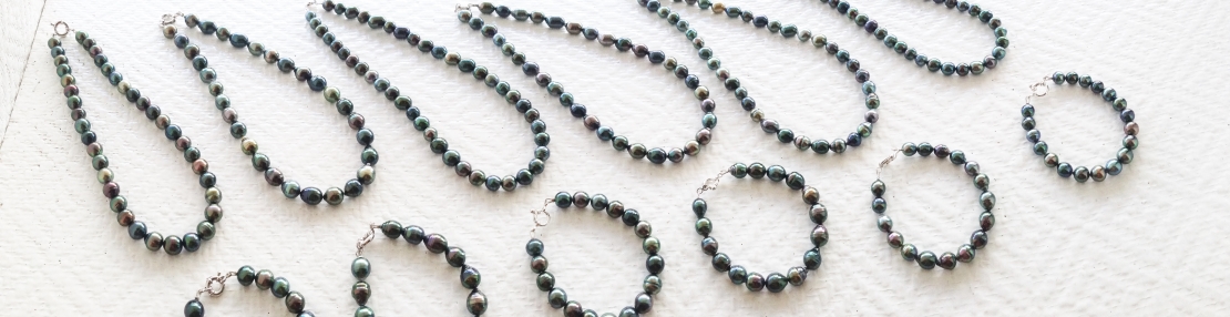Colliers et Bracelets de Perles Noires de TAHITI